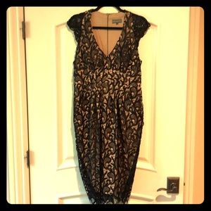 Like NEW! Eva Franco Nude Black Lace Dress_Size 12
